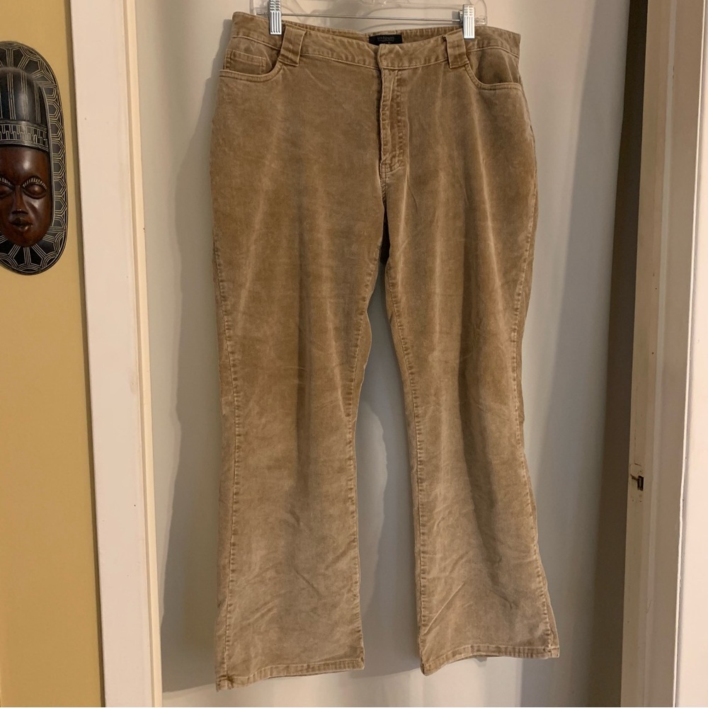 Lee corduroy flare 70’s style pants